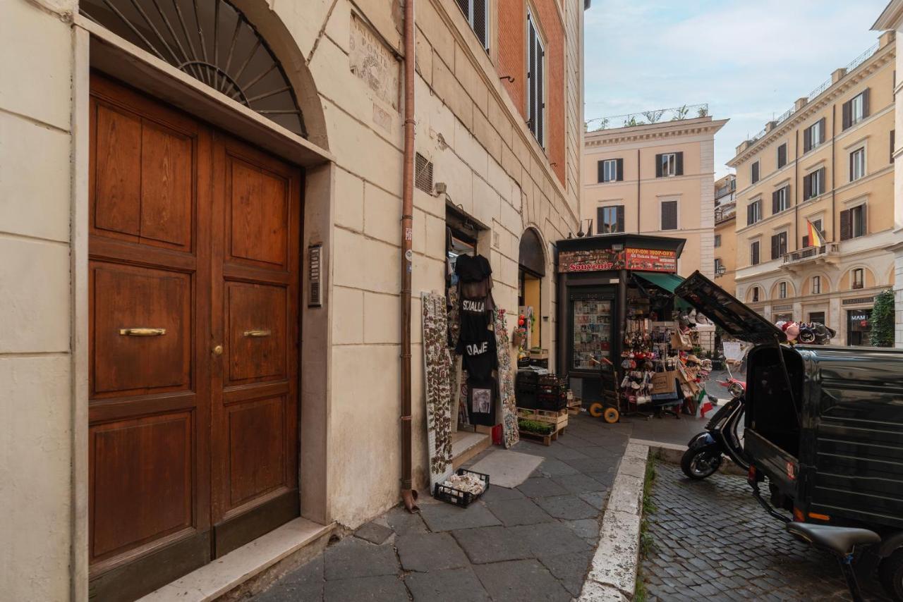 דירות רומא Piazza Navona Petite House מראה חיצוני תמונה
