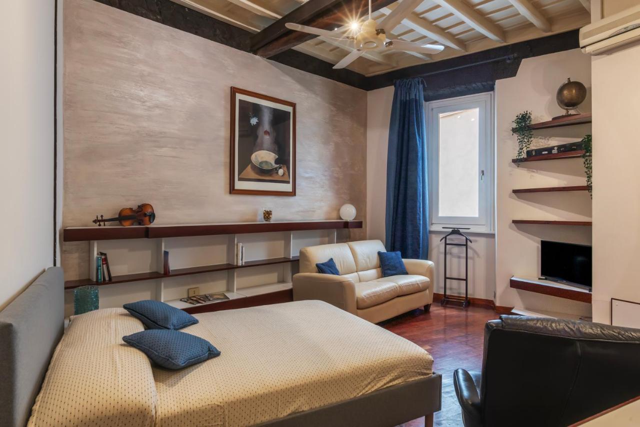 דירות רומא Piazza Navona Petite House מראה חיצוני תמונה
