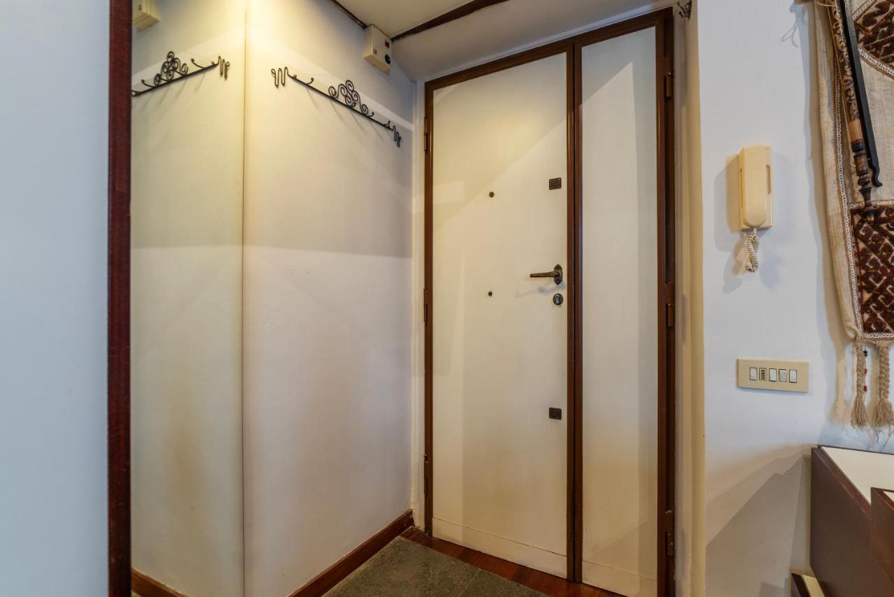 דירות רומא Piazza Navona Petite House מראה חיצוני תמונה
